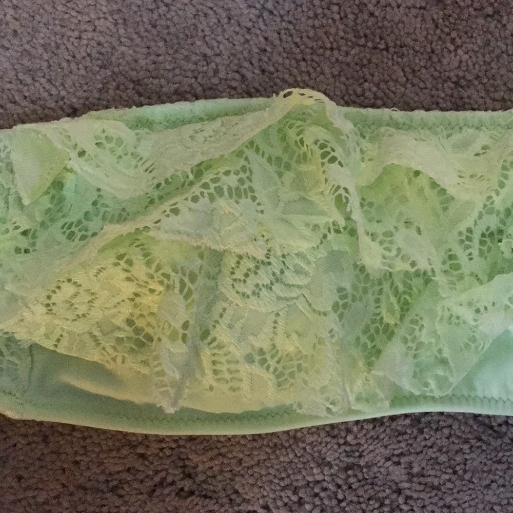 Bathing suit top - Picture 2 of 3